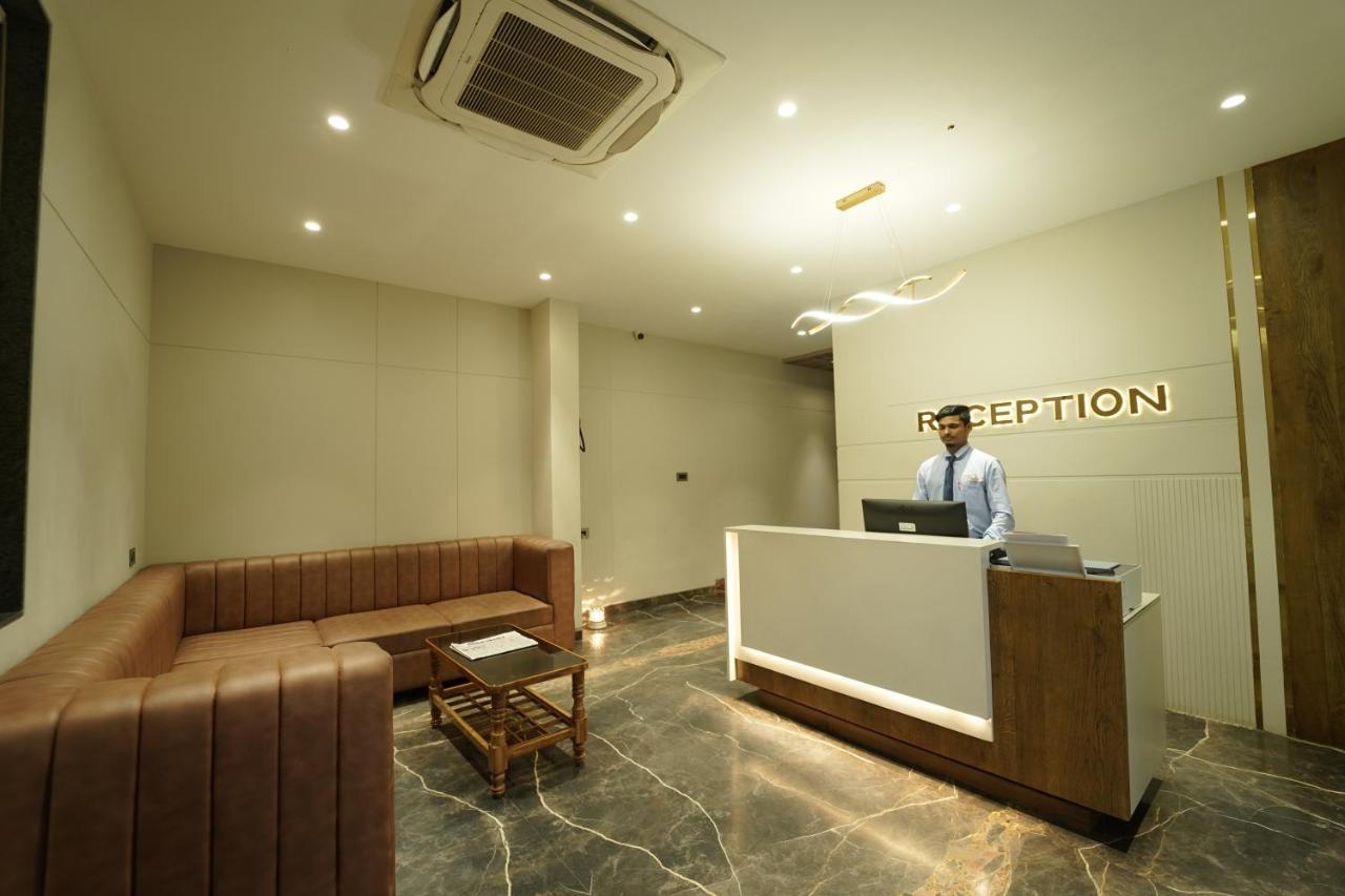 Hotel Laksh Raipur  Exterior photo
